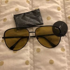 NIB quay x Desi Sahara aviators